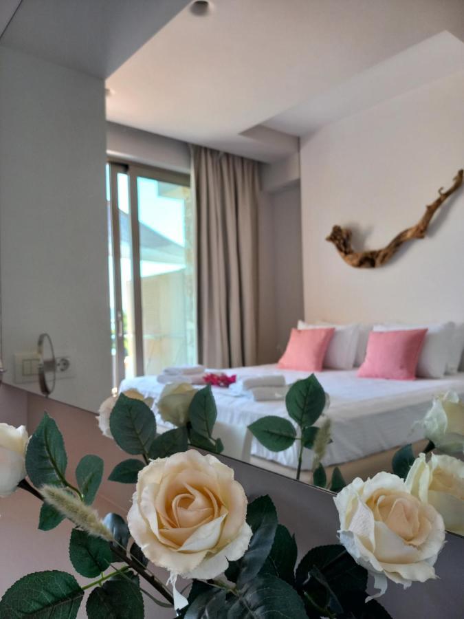 Core Luxury Suites (Adults Only) Skiathos Town Exterior foto