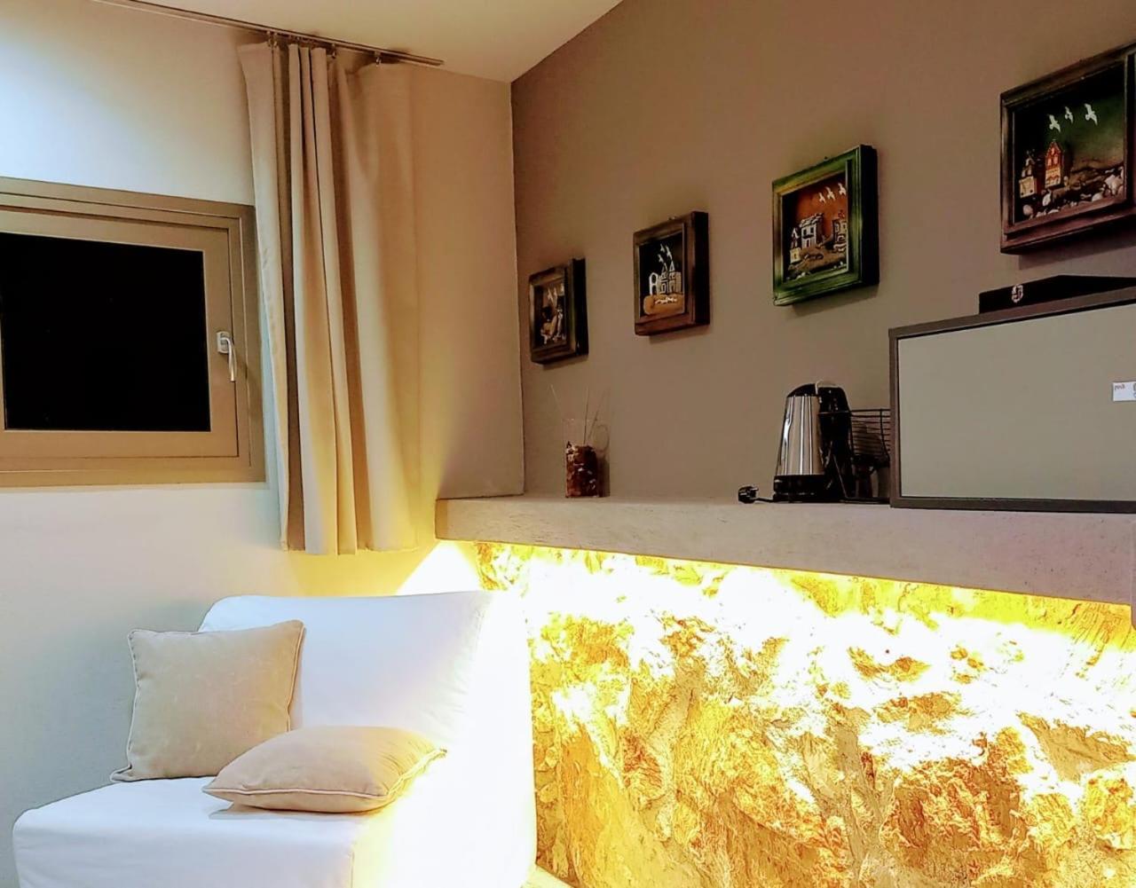 Core Luxury Suites (Adults Only) Skiathos Town Exterior foto